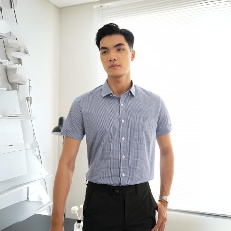 Áo Sơ Mi Nam Tay Ngắn Họa Tiết Caro Màu Xanh 1C711