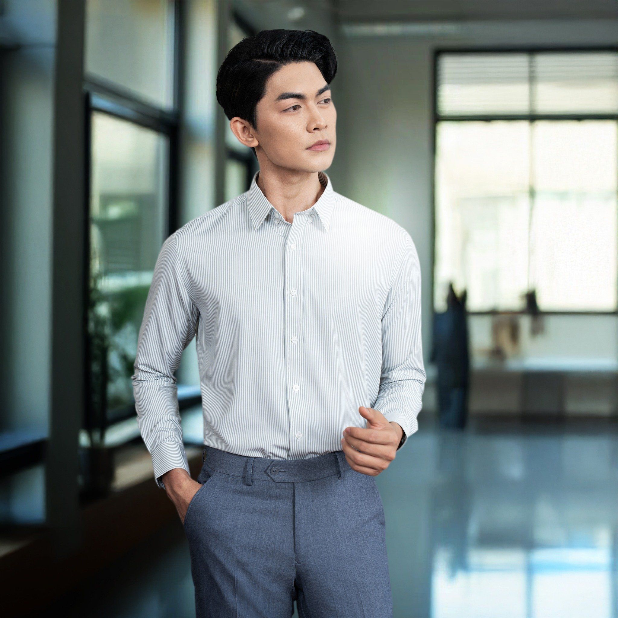 1C7925-018 Áo Sơ Mi Nam Sọc Xanh Rêu Dáng Regular Fit