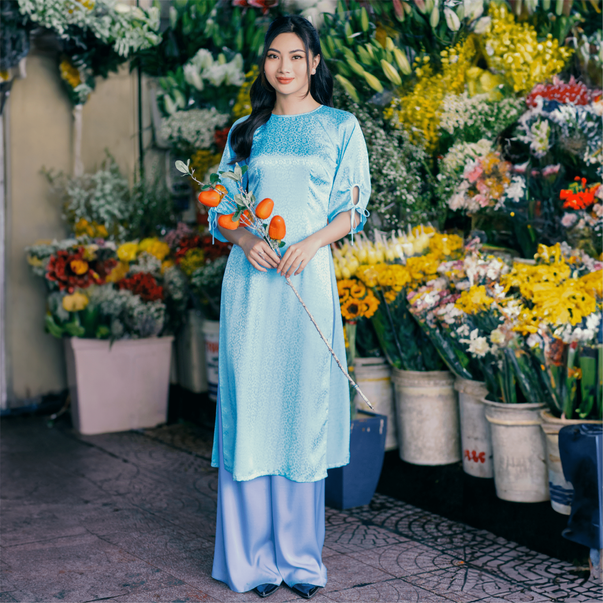 Áo Dài Gấm Hoa May Sẵn Màu Xanh 1W418505