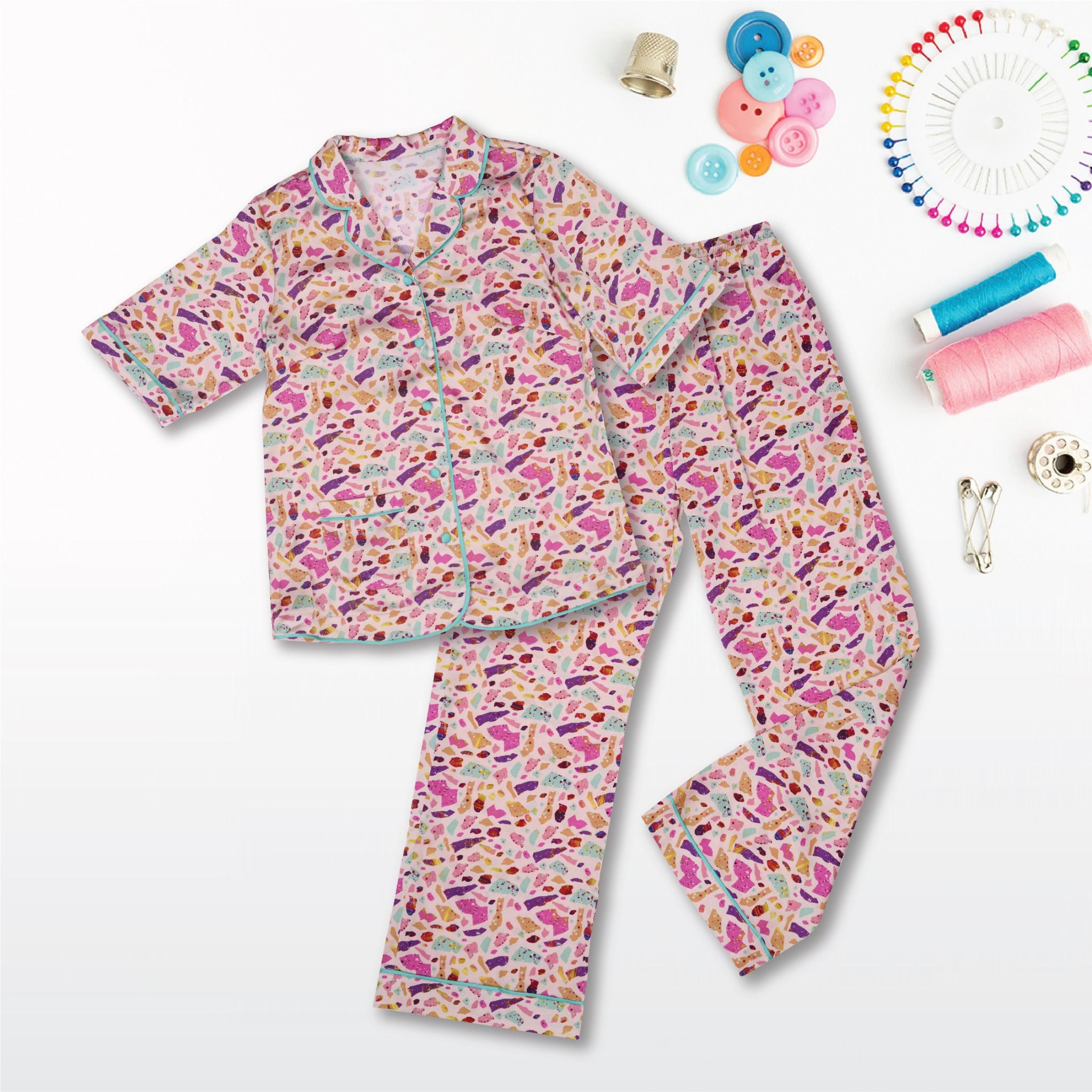 1Y61U207 Đồ Bộ Dài Phối Họa Tiết Màu Cam