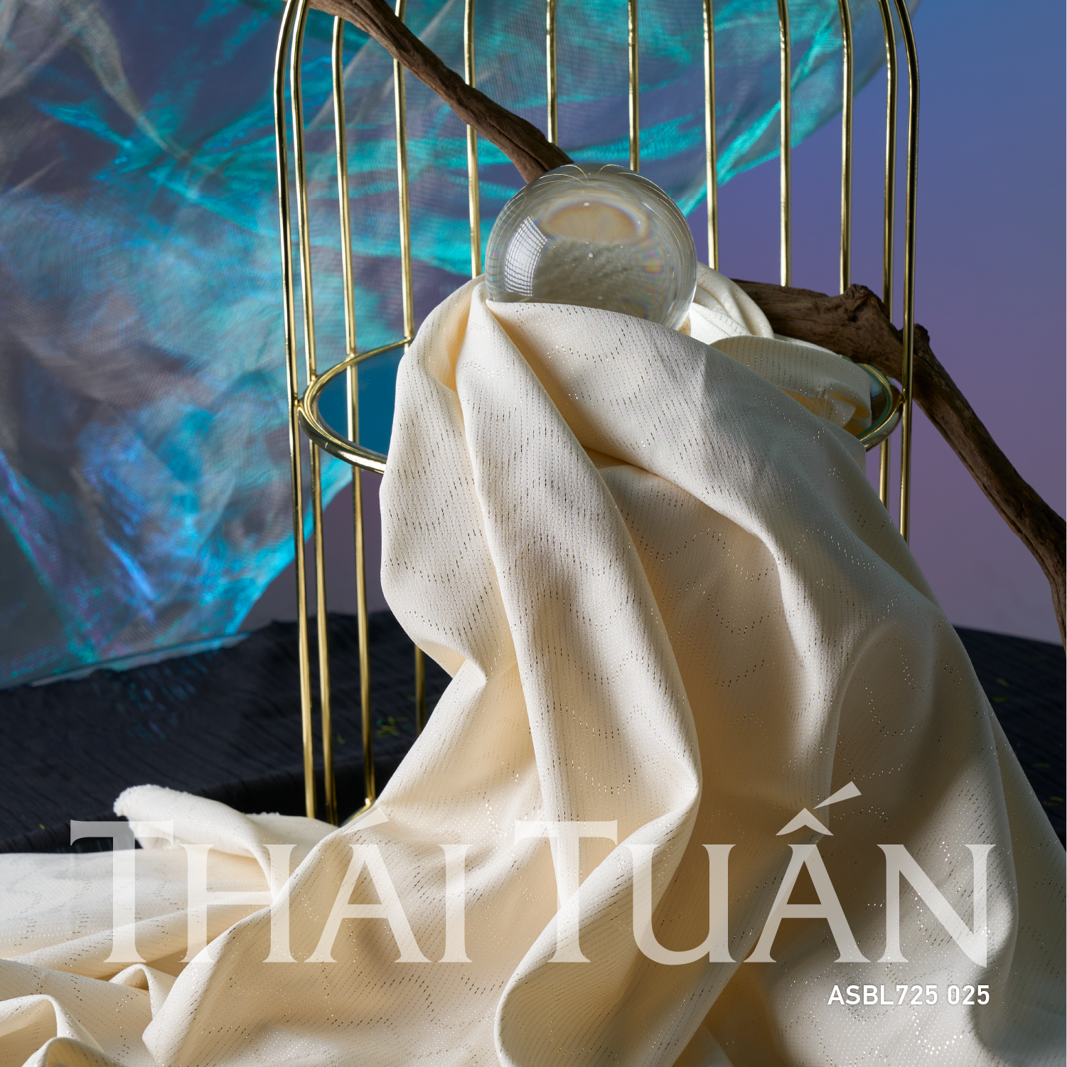 ASBL725025 Vải Gấm Ảo Sắc Kim Tuyến Màu Trắng Ngà Co Giãn Nhẹ Khổ 1m5 x 2m