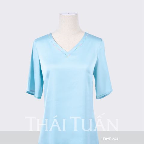1F09E263 Đầm Ngủ Tay Ngắn Cổ Tim Màu Xanh Nhạt