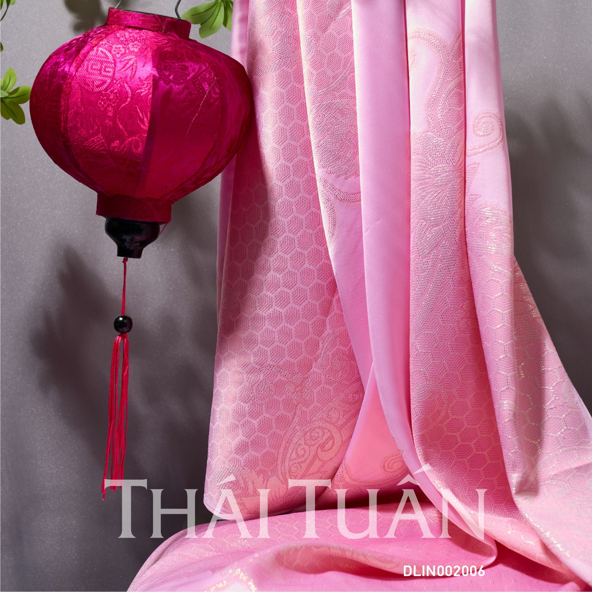 Vải Gấm Kim Tuyến Hồng Tươi Khổ 1m15 x 2m3 DLIN002006