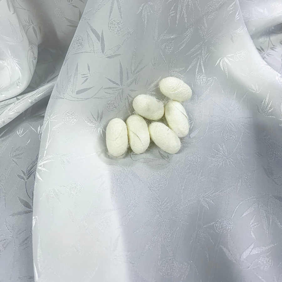 Vải Tơ Tằm Trúc Phúc Cao Cấp Màu Trắng Khổ 1m15 Dài 2m5 DYVN02120A