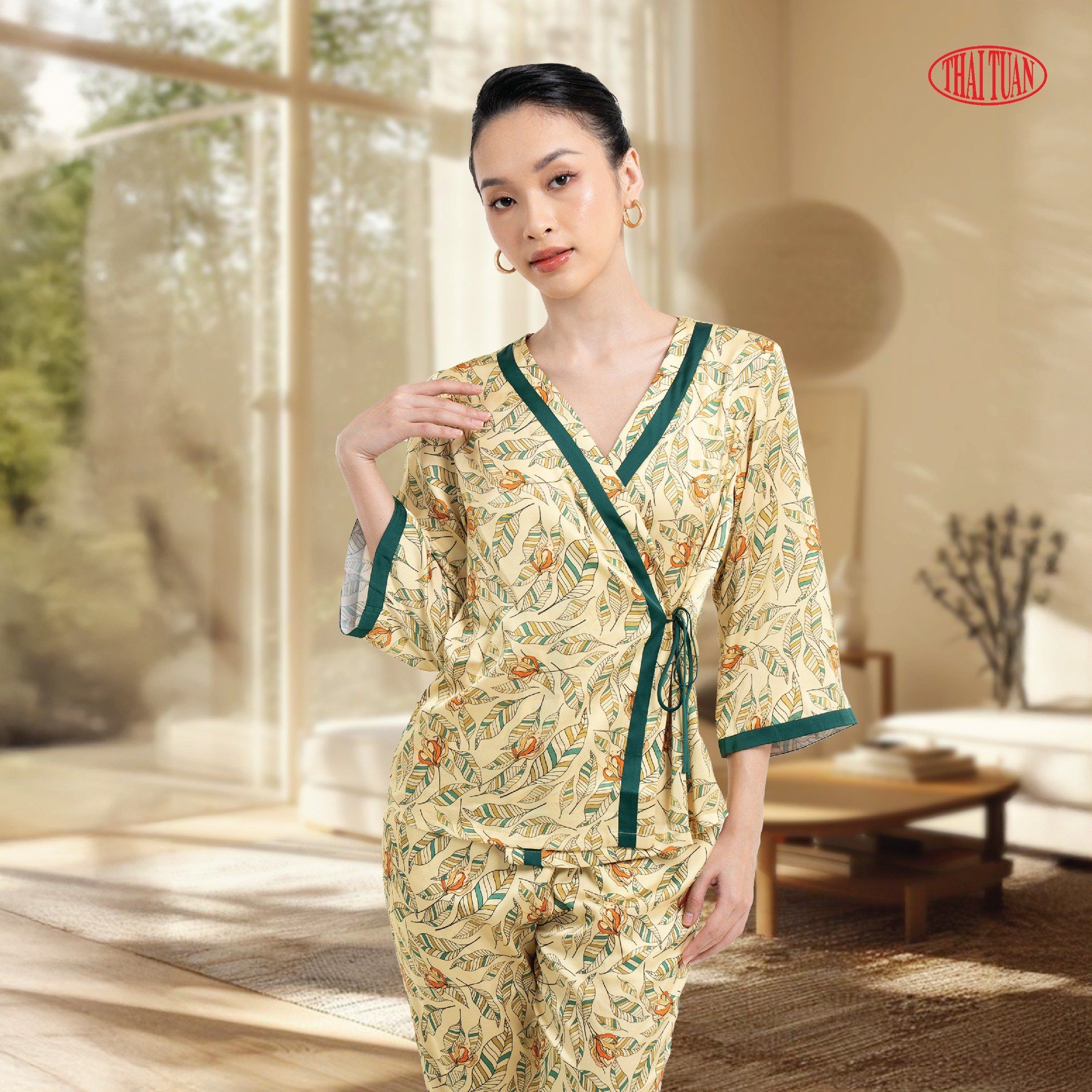 1N01S202 Đồ Bộ Lửng Nữ Kiểu Kimono Họa Tiết Lá