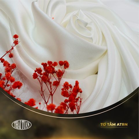 ATRN00279A Tơ Tằm Trơn Màu Trắng Khổ 1m15 Mét Dài 1m1