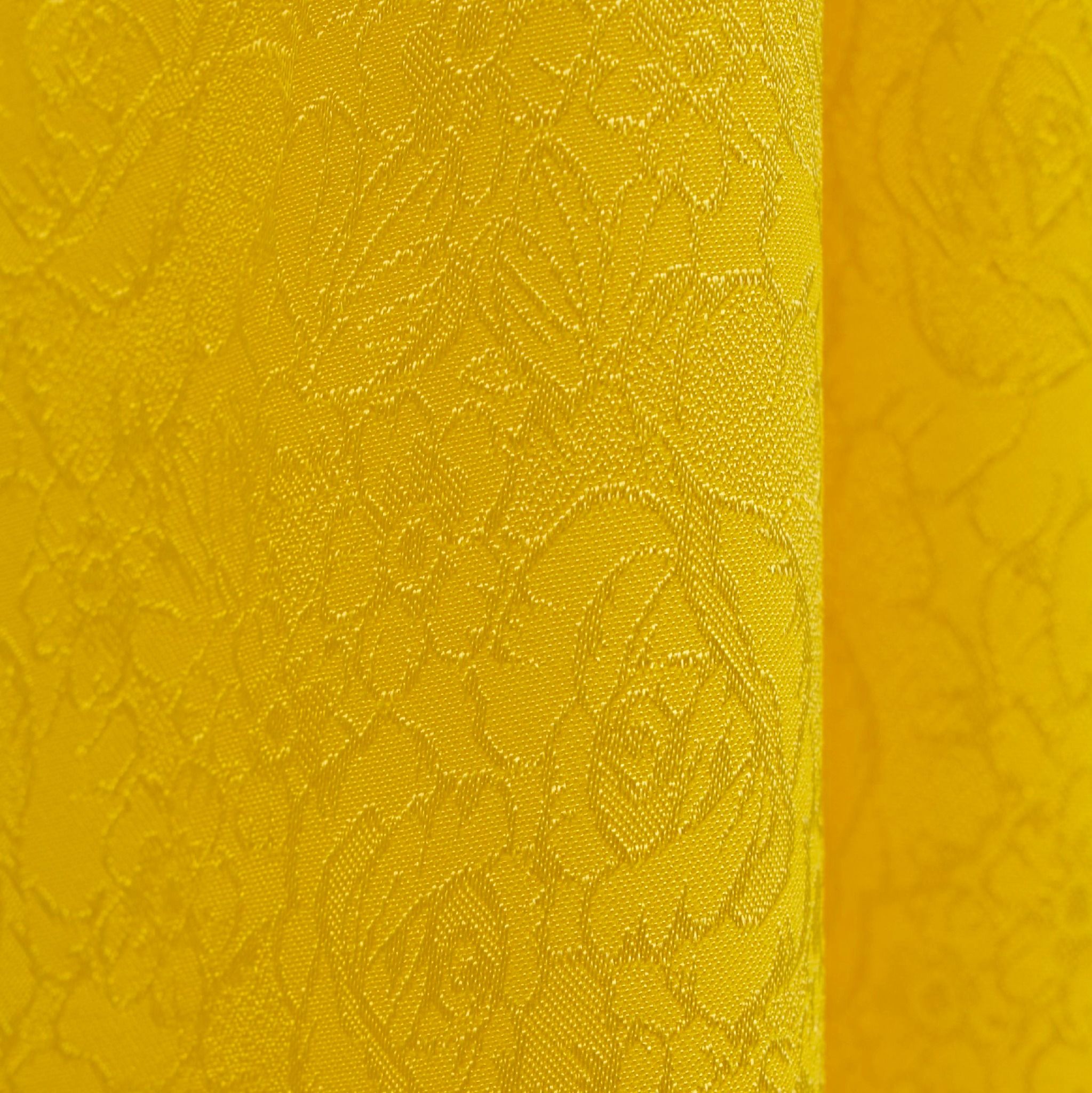 Gấm Ngọc Hoa Màu Vàng Khổ 1m15 x 2m3 DTGN011202