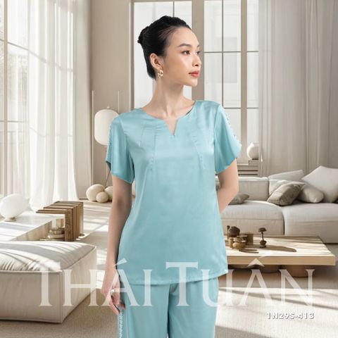 1N29S413 Đồ Bộ Lửng Nữ Vải Trơn Màu Xanh Họa Tiết Đính Hoa