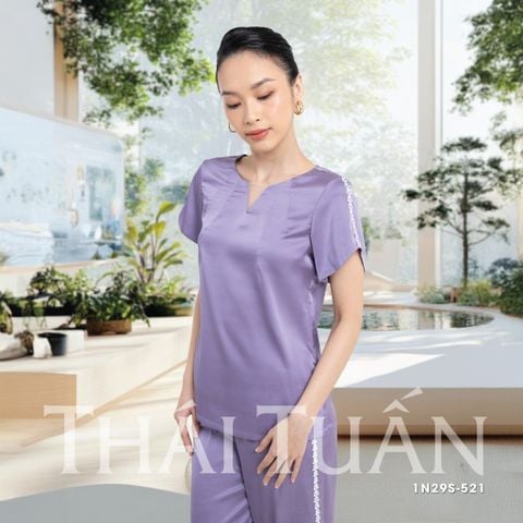 1N29S521 Đồ Bộ Lửng Nữ Vải Trơn Màu Tím Họa Tiết Đính Hoa