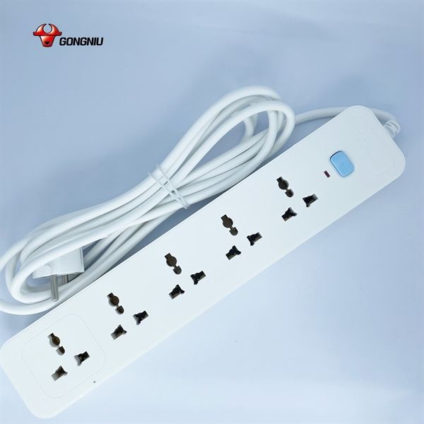 Ổ cắm đa năng 5 lỗ, 2 chấu, 1 công tắc GONEO GNVN-N1050-50 5met