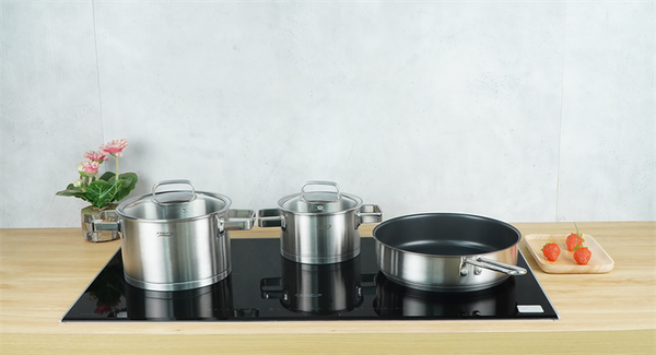 Bếp từ CHEFS EH-IH536 3 vùng nấu