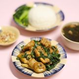  Combo Cơm + Gà Xào Lá Quế + Rau + Canh 