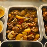  Combo Cơm + Sườn Kho Thơm + Rau + Canh 