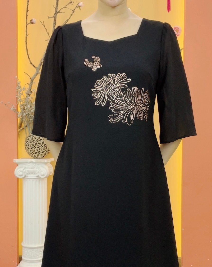Đầm suông - Cổ vuông tim ép đá tay lỡ - CT - Đen - TTV1905