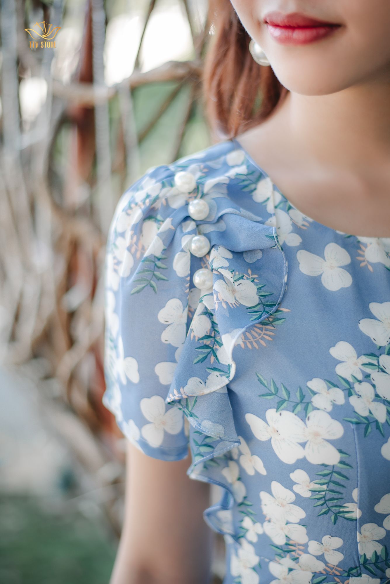 Đầm xoè - Cổ tròn bèo kết ngọc tay ngắn - CT - Xanh hoa trắng - TTV1313