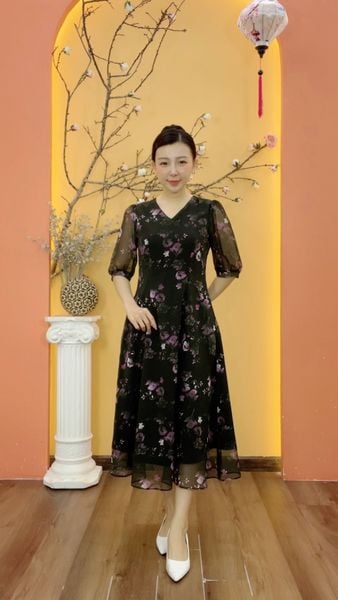 Đầm suông xòe - Cổ tim tay ngắn - CD - Đen hoa tím - TTV1909