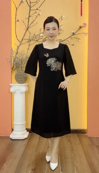 Đầm suông - Cổ vuông tim ép đá tay lỡ - CT - Đen - TTV1905