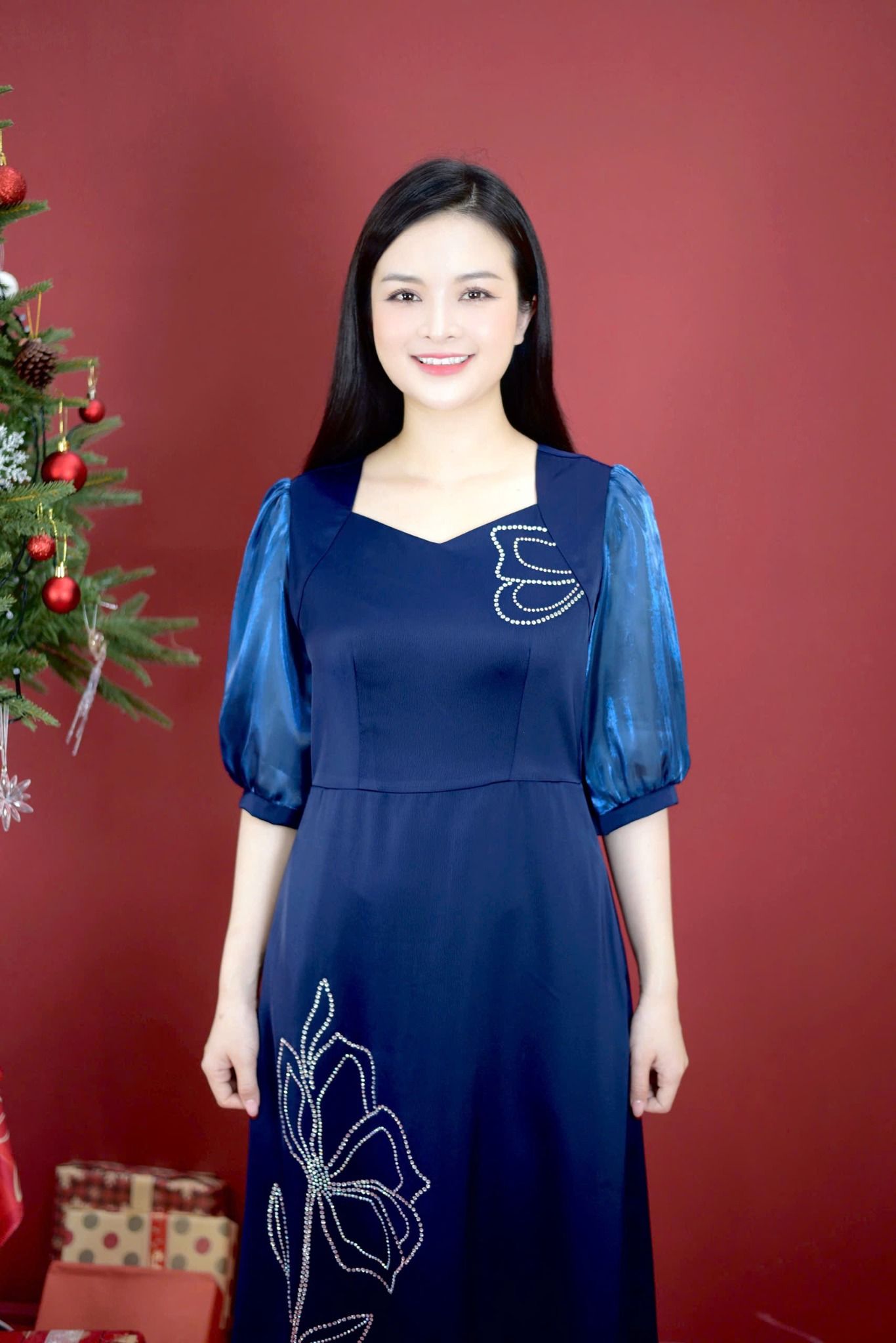 Đầm xòe - Cổ vuông tim đính đá tay lỡ - CT - Xanh đen - TTV1810