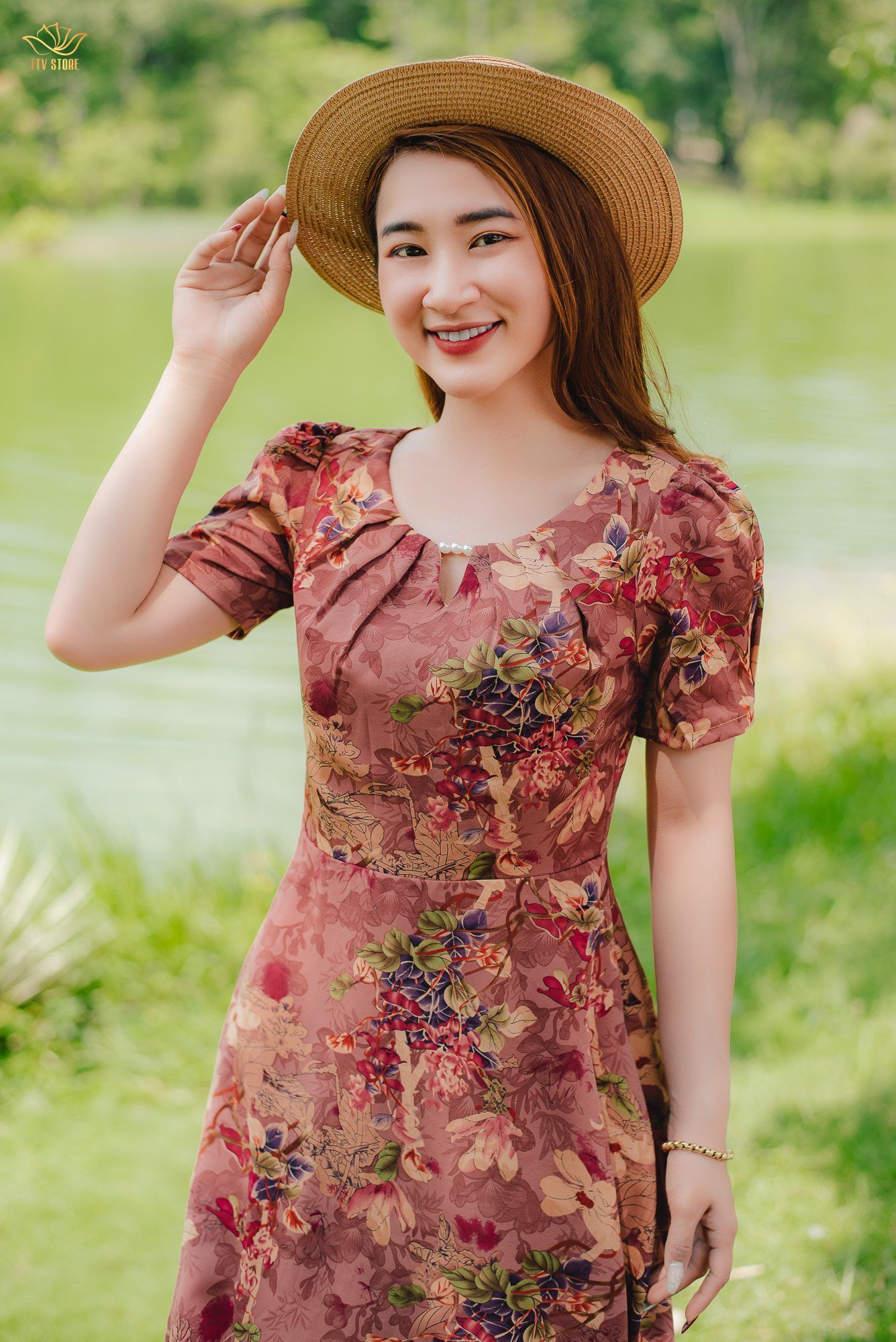 Đầm xòe - Cổ tròn tay ngắn - CT - Hồng hoa - TTV1401