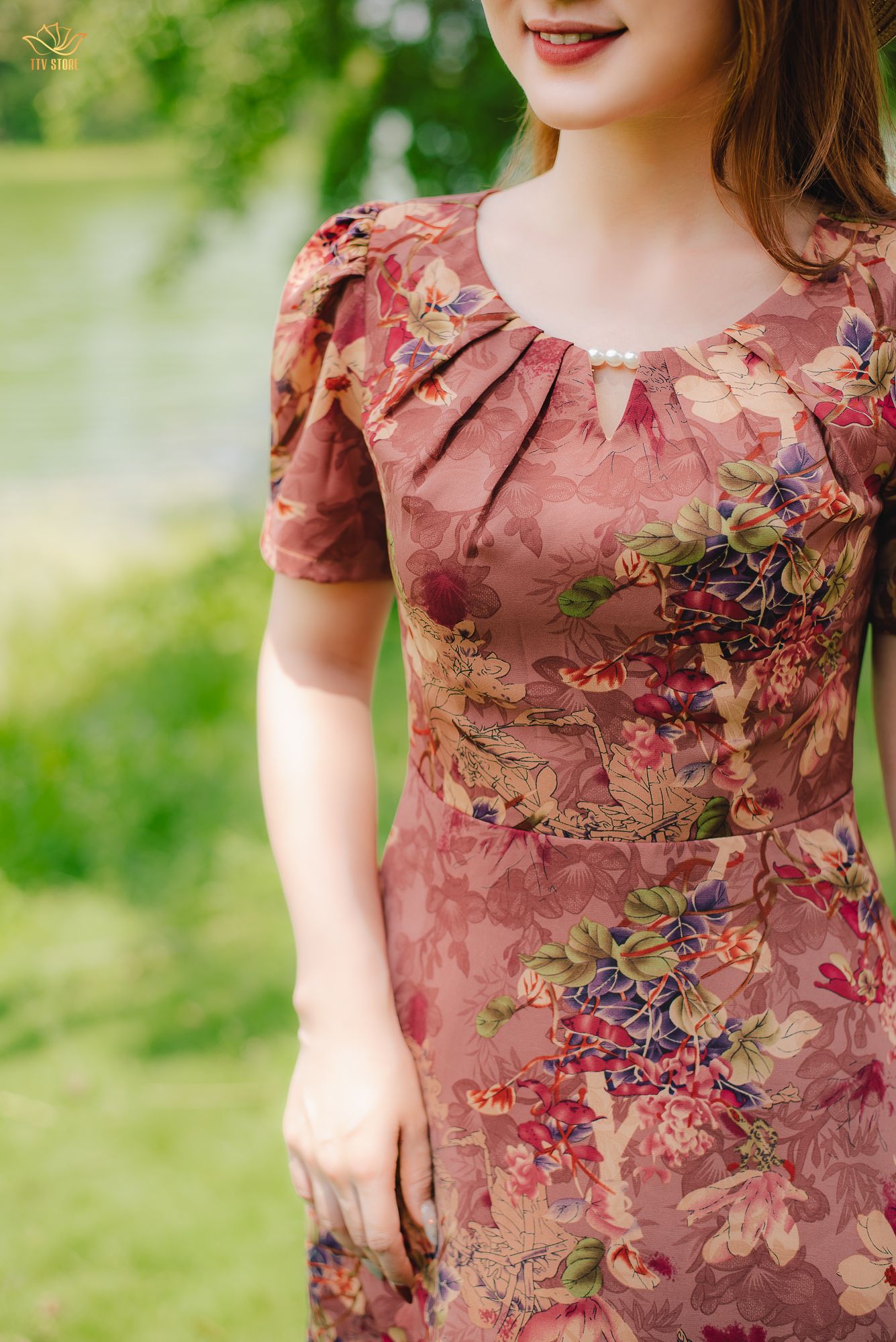 Đầm xòe - Cổ tròn tay ngắn - CT - Hồng hoa - TTV1401