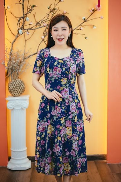 Đầm xòe 8 mảnh - Cổ vuông tim tay ngắn - AH - Xanh hoa - TTV1613