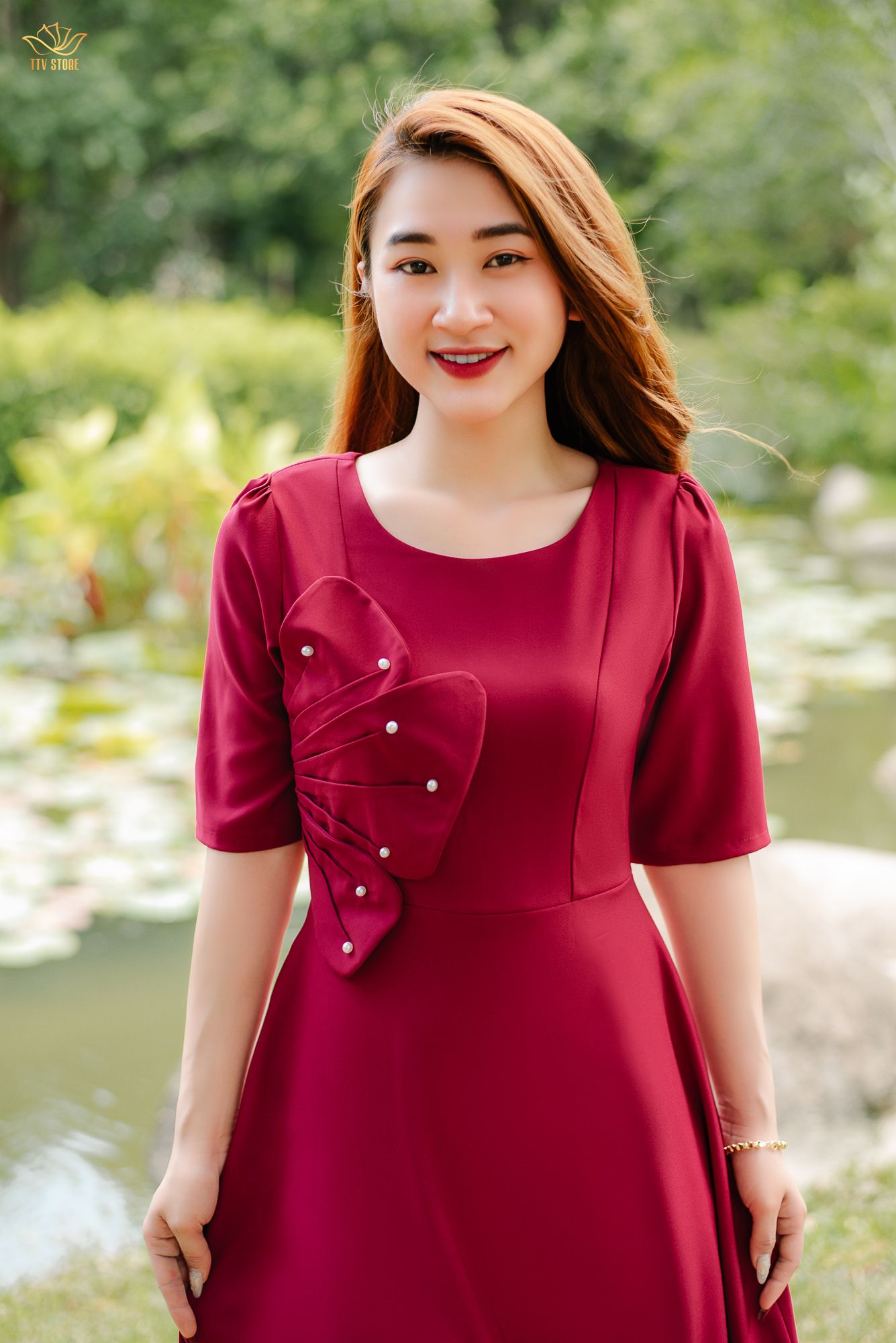 Đầm xòe - Cổ tròn tay lỡ kết hoa - AH - Đỏ Đô - TTV1365