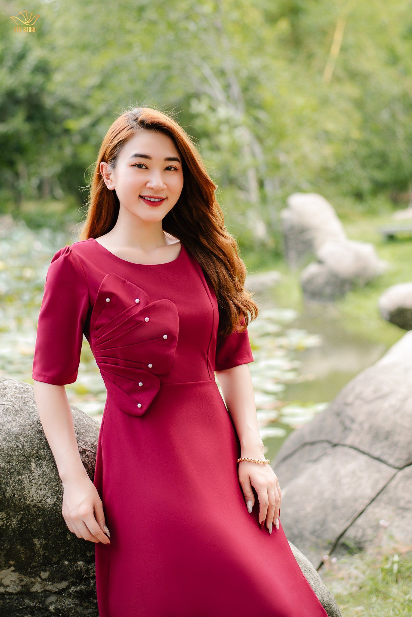 Đầm xòe - Cổ tròn tay lỡ kết hoa - AH - Đỏ Đô - TTV1365