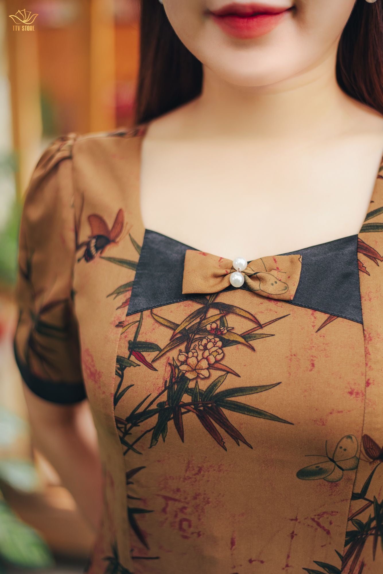 Đầm xòe 8 mảnh - Cổ vuông tim nơ kết ngọc tay ngắn - AH - Nâu họa tiết - TTV1618