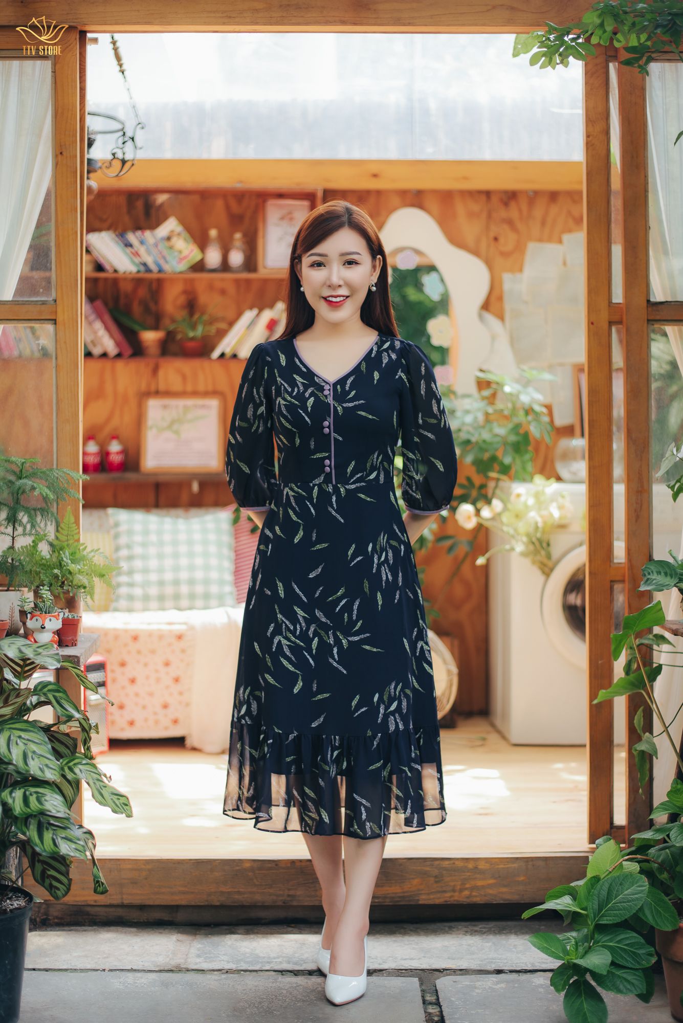 Đầm xòe - Cổ tim kết nút tay lỡ - CD - Xanh họa tiết - TTV1603