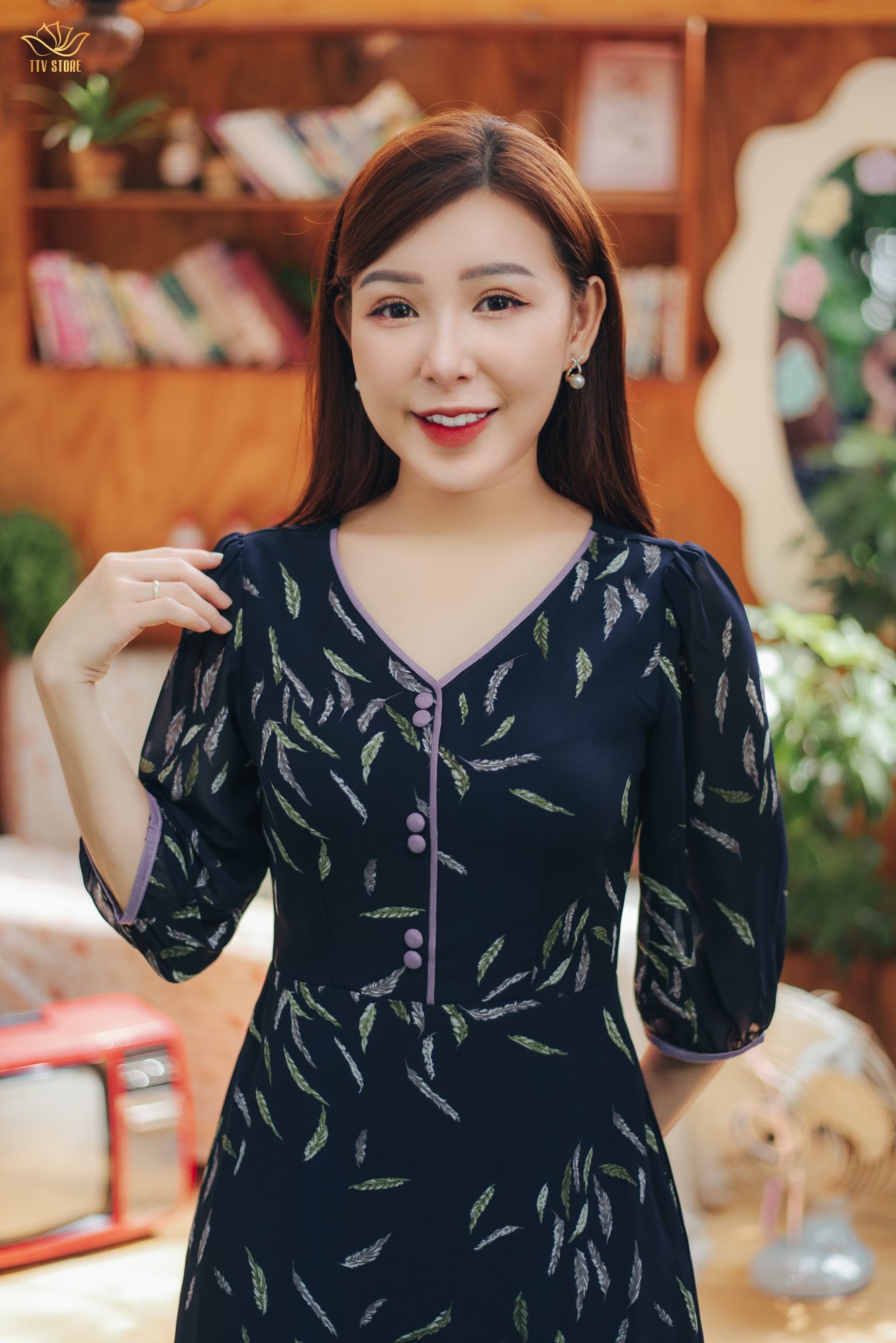 Đầm xòe - Cổ tim kết nút tay lỡ - CD - Xanh họa tiết - TTV1603