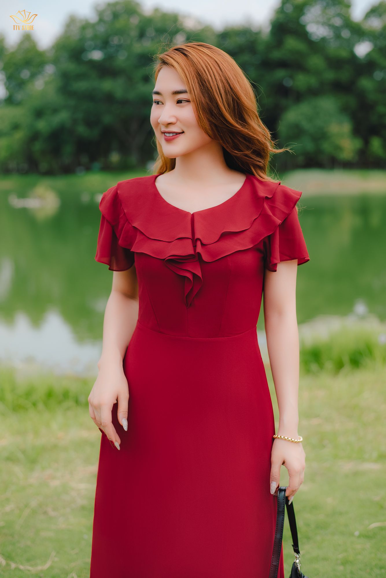 Đầm xòe - Cổ tim bèo tay ngắn - AH - Đỏ Đô - TTV1385