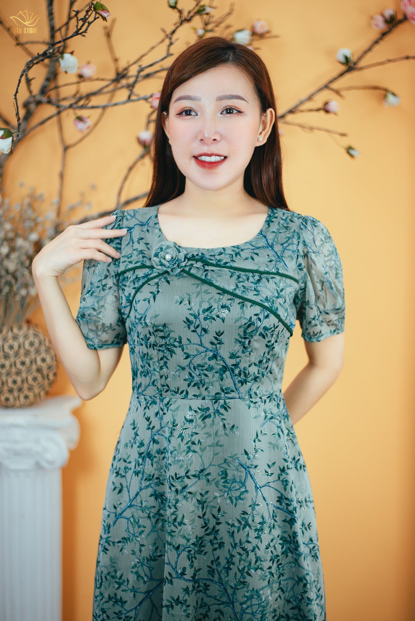 Đầm xòe - Cổ tròn kết hoa tay ngắn - CD - Xanh hoa - TTV1647