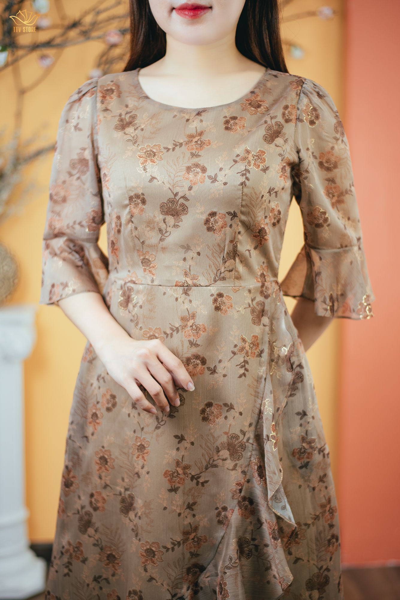 Đầm form A - Cổ tròn tay chuông - CT - Nâu hoa - TTV1627