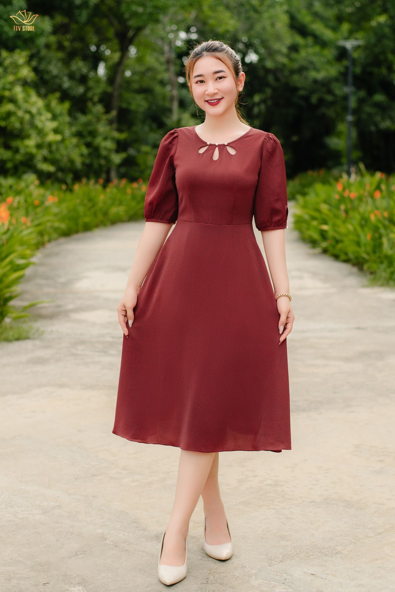 Đầm xòe - Cổ tròn kết ngọc tay lỡ - CT - Caro Đỏ - TTV1360