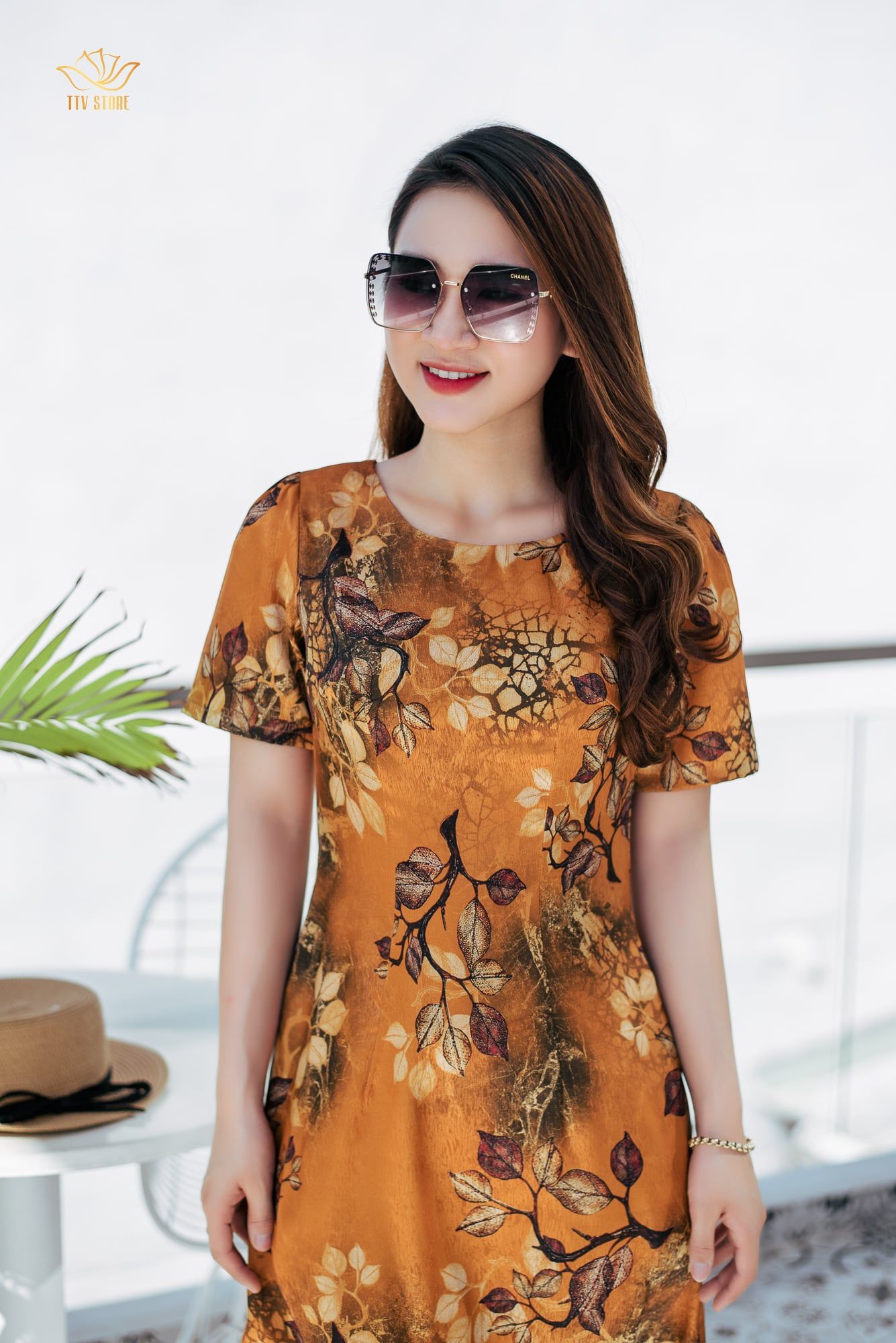 Đầm suông - Cổ tròn tay ngắn - CD - Vàng hoa - TTV1159