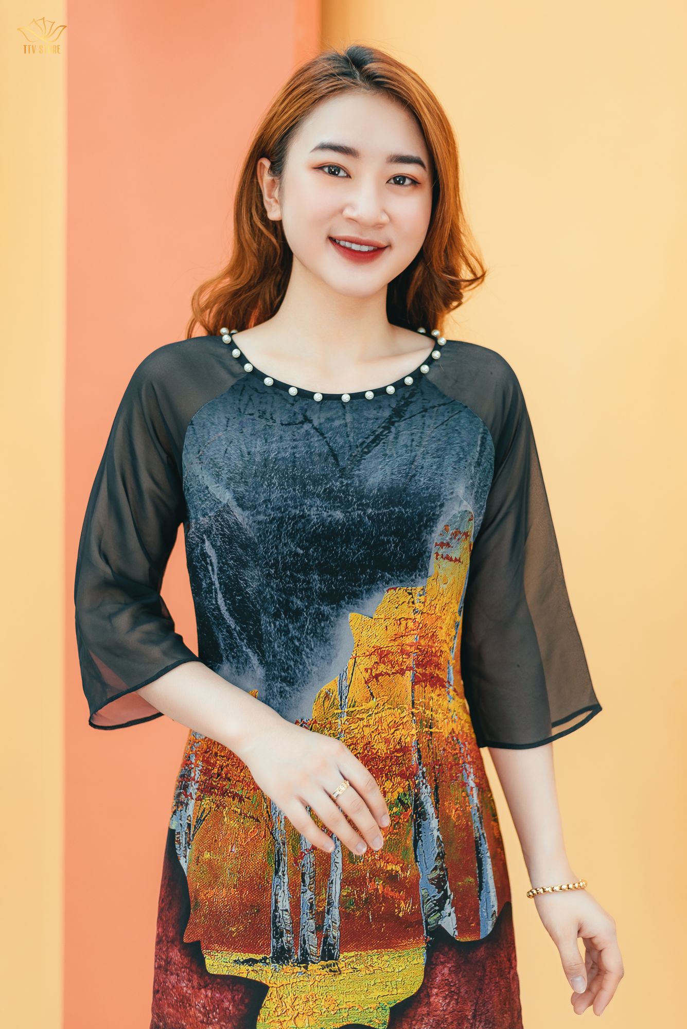 Áo dài cách tân - Cổ tròn kết ngọc tay lỡ - CD - Đen họa tiết - TTV1382