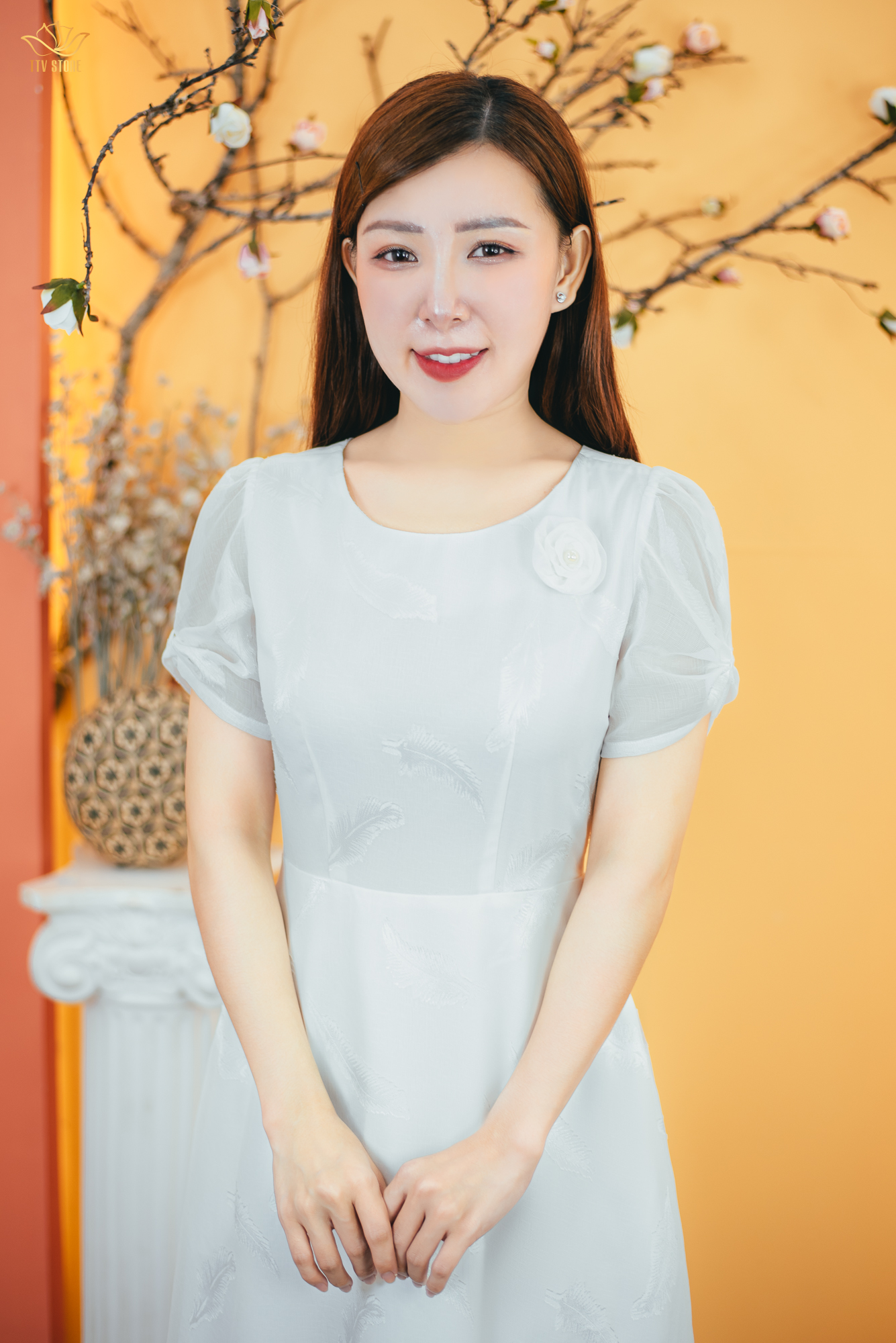 Đầm xòe - Cổ tròn kết hoa tay nơ - CD - Trắng họa tiết - TTV1687#
