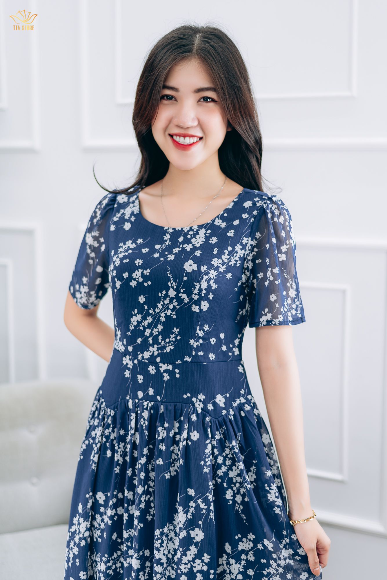 Đầm maxi - Cổ tròn tay ngắn - CT - Xanh hoa trắng - TTV1424