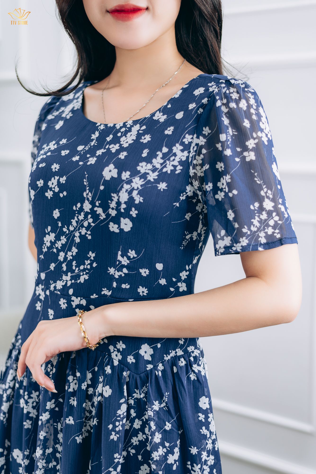 Đầm maxi - Cổ tròn tay ngắn - CT - Xanh hoa trắng - TTV1424