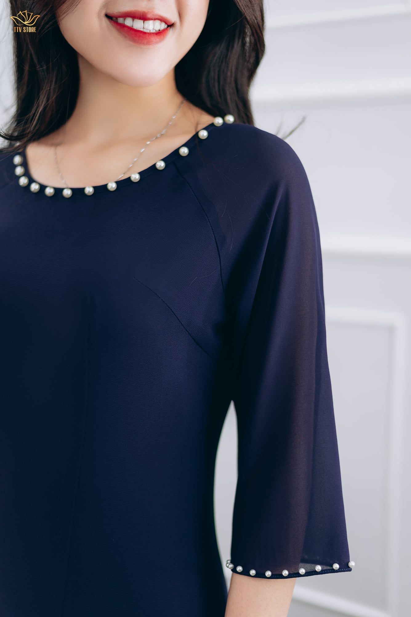 Áo dài cách tân - Cổ tròn kết ngọc tay lỡ - CD - Xanh tím - TTV1404