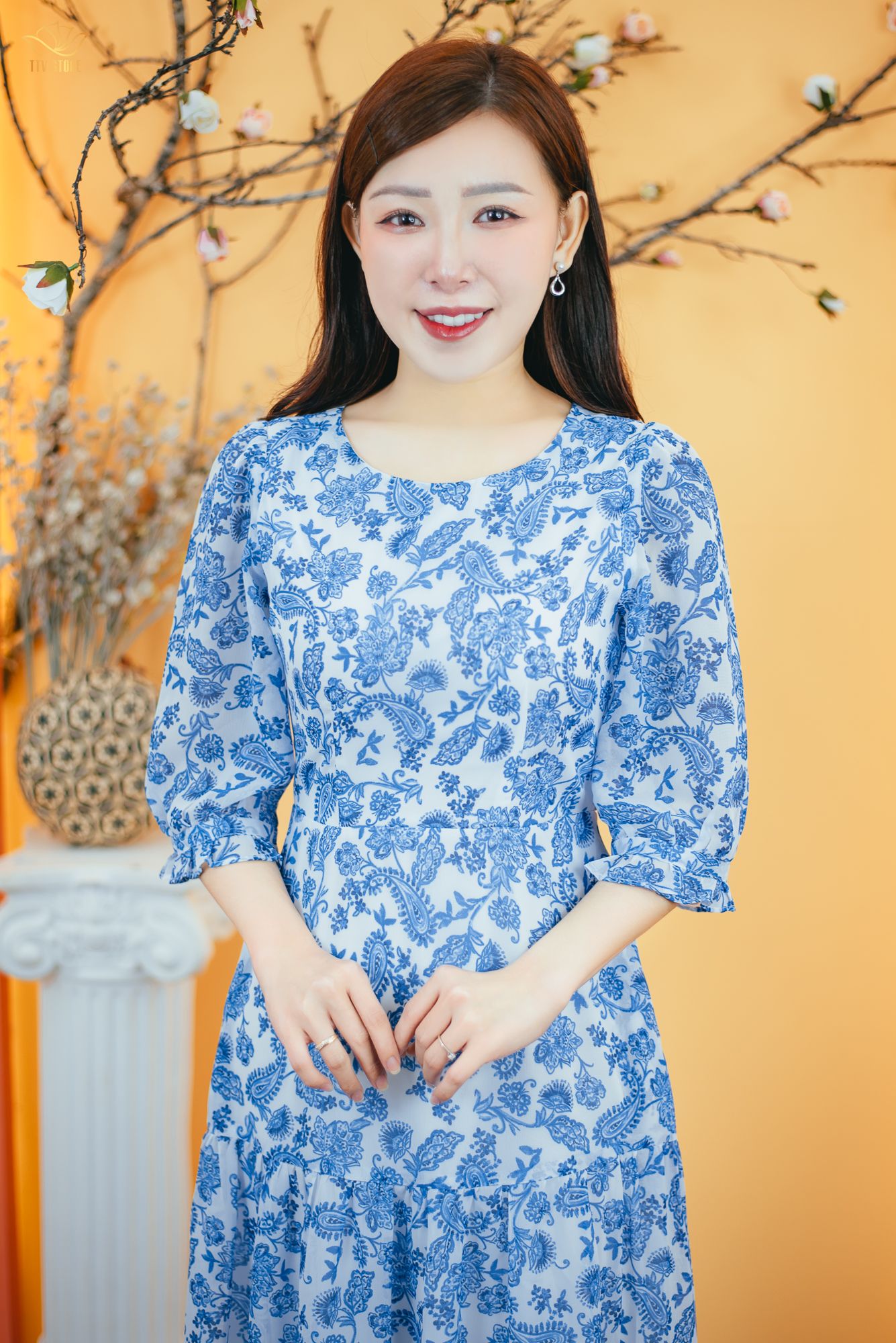 Đầm maxi - Cổ tròn tay lỡ - CD - Trắng hoa xanh - TTV1685