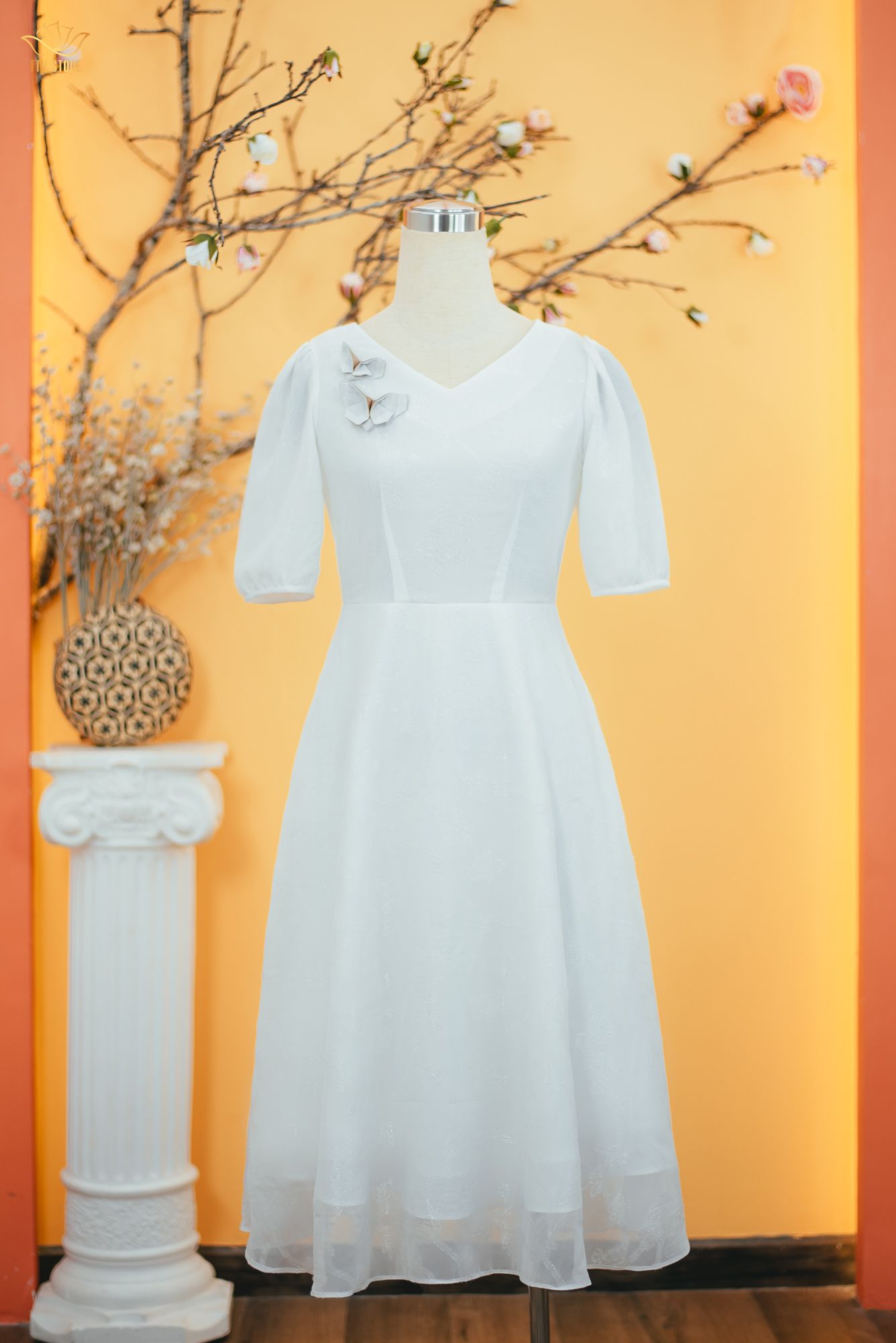 Đầm xòe - Cổ tim kết hoa hồ điệp tay lỡ - CD - Trắng họa tiết - TTV1729