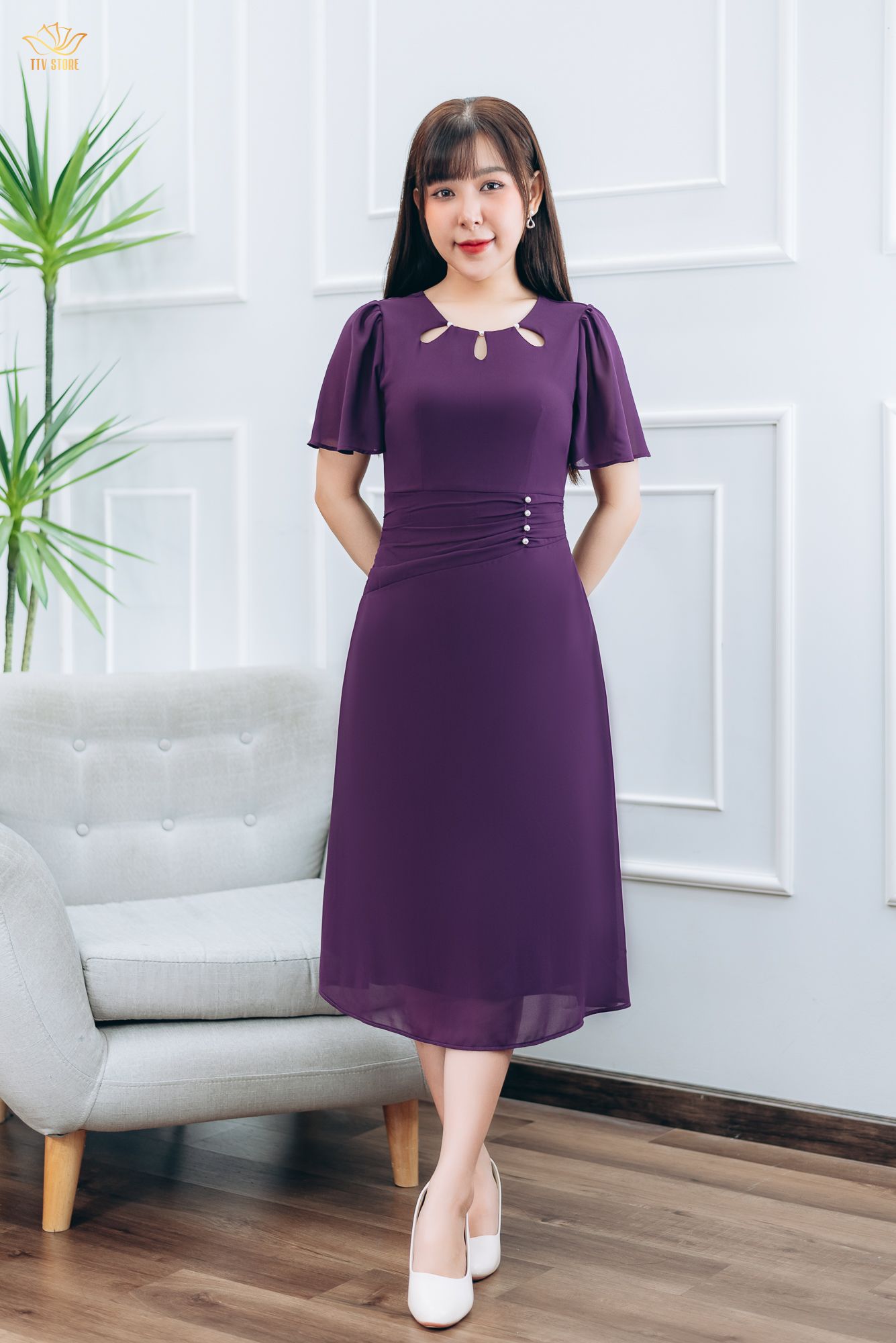 Đầm form A - Cổ tròn kết ngọc tay loe - CT - Tím cẩm - TTV1431