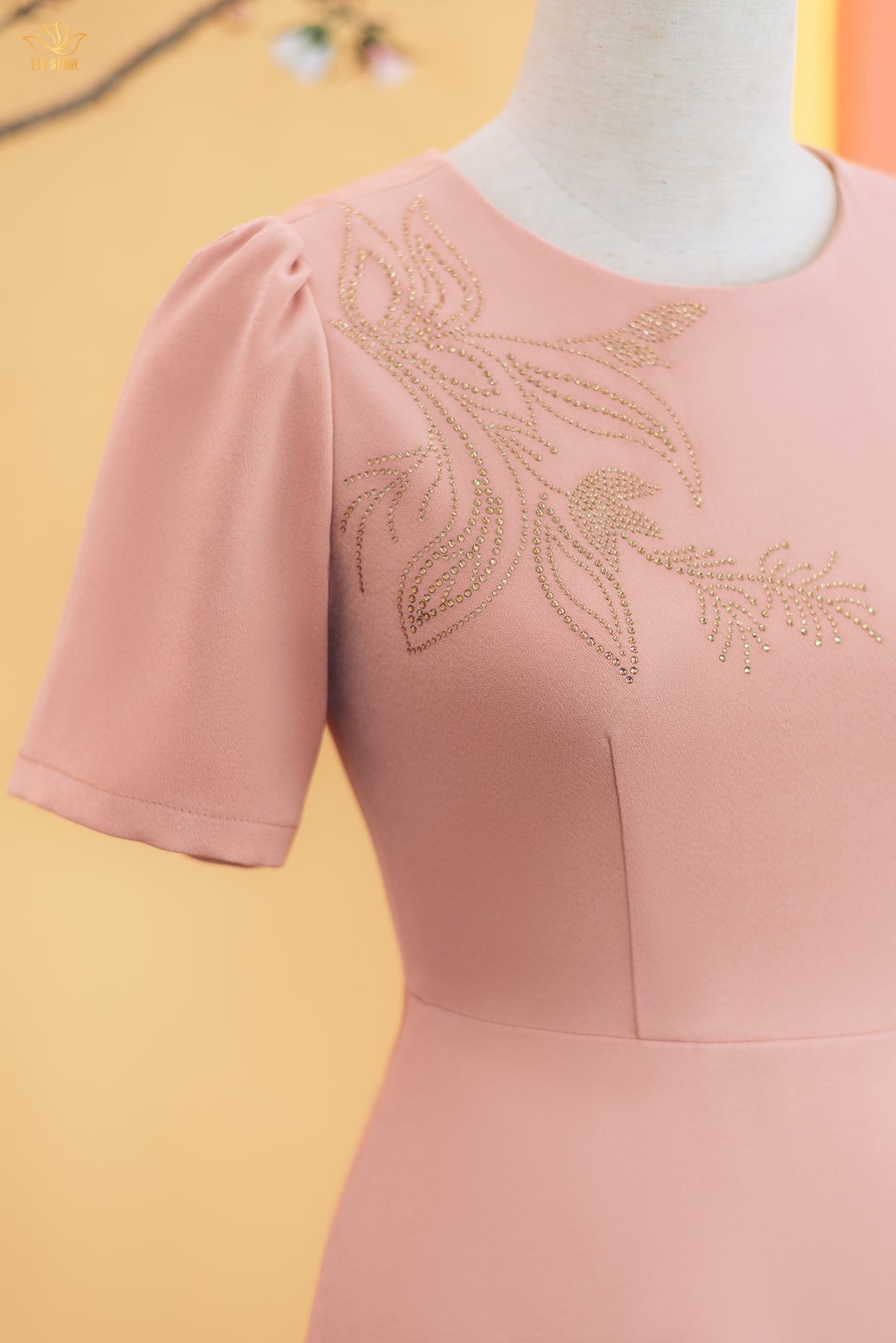 Đầm xòe - Cổ tròn kết cườm tay ngắn - CV - Hồng ruốc - TTV1738