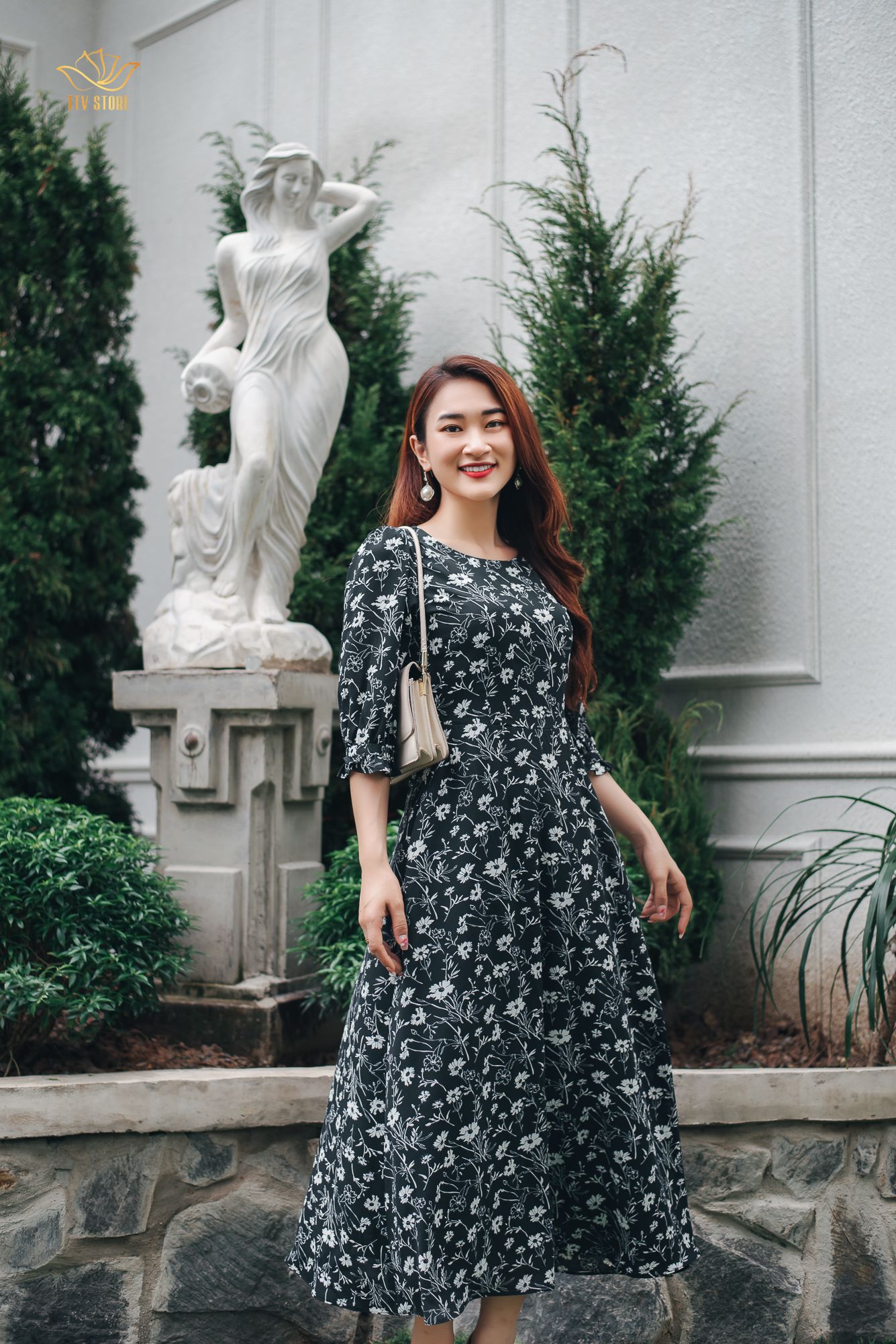 Maxi - Cổ tròn tay lỡ - CD - Đen hoa trắng - TTV1127