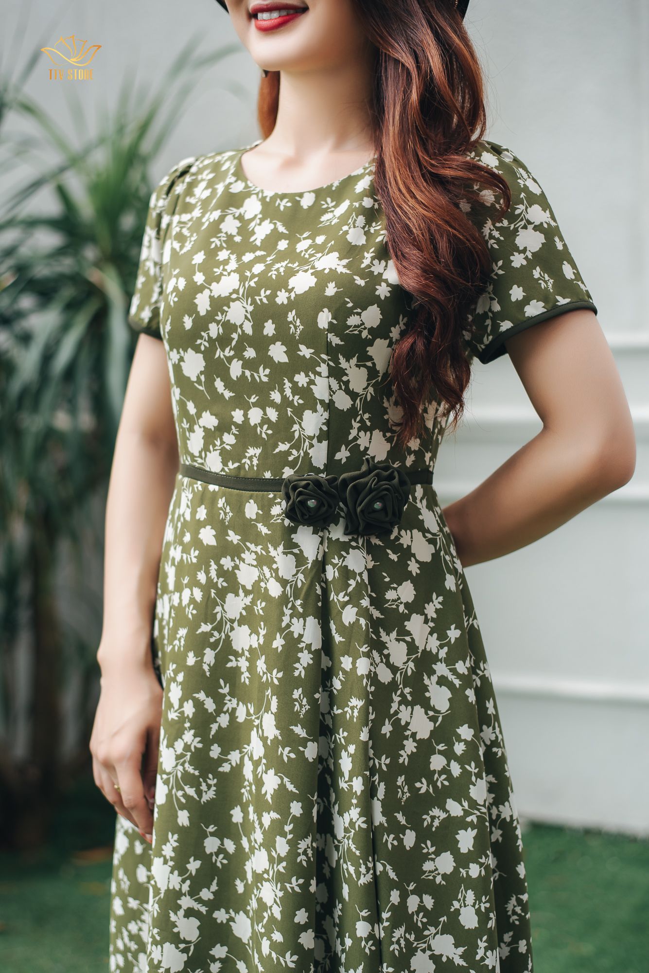 Đầm xoè - Cổ tròn tay ngắn - CD- Xanh hoa trắng - TTV1150#