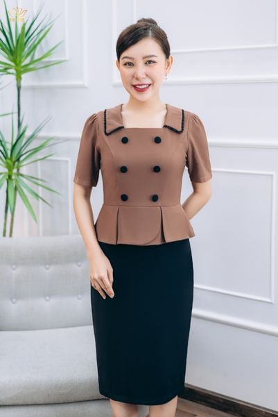 Đầm body - Cổ vuông kết nút tay ngắn - CT - Đen nâu - TTV1453