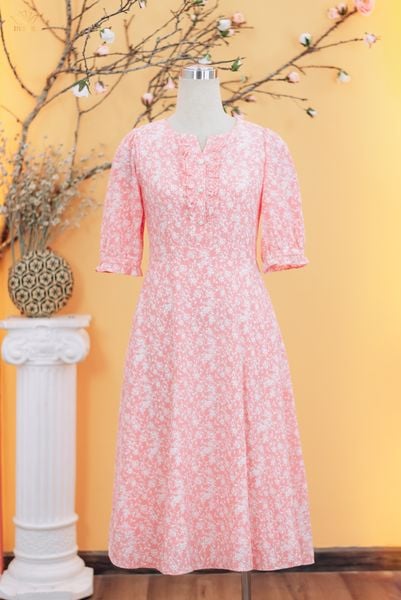 Đầm xòe - Cổ tròn khoét V kết nút tay lỡ - CD - Hồng hoa trắng - TTV1749