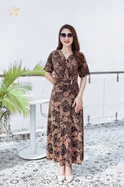 Dạ hội - Cổ tim đắp chéo dập ly eo - Đen nâu - TTV1139