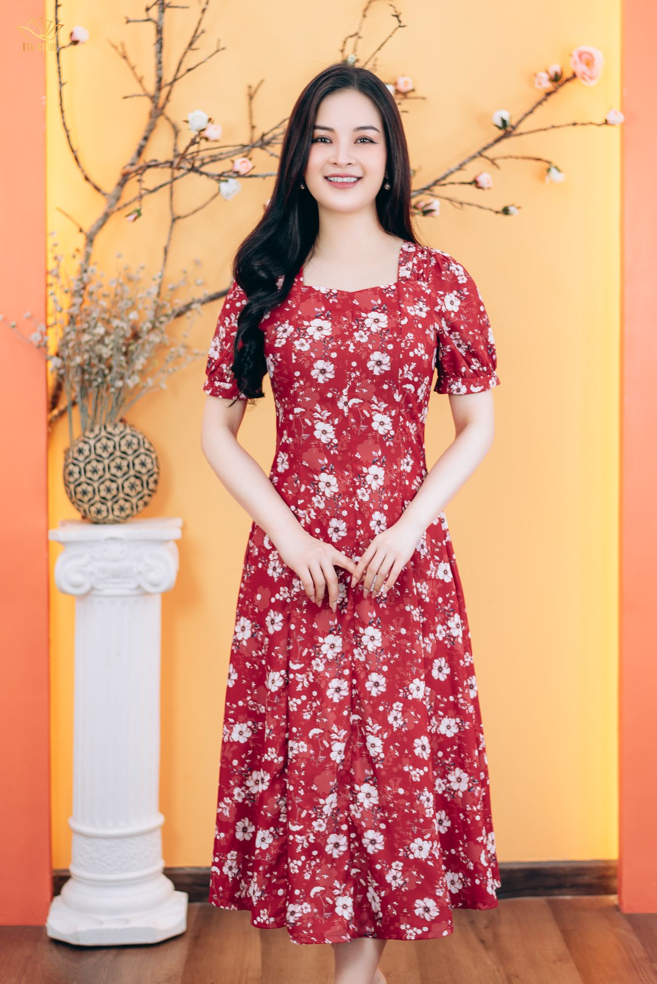 Đầm xòe 8 mảnh - Cổ vuông tim tay ngắn - AH - Đỏ hoa trắng - TTV1767